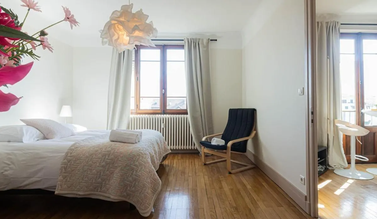 Martine A Annecy Parking Vue Magnifique Apartment